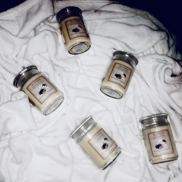 Custom Valentine’s Day candles!! - Picture 2 of 3